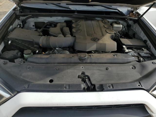 Photo 12 from auction – 2018 TOYOTA 4RUNNER SR with VIN JTEBU5JRXJ5566447