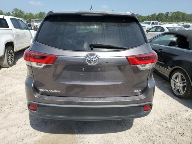 Photo 6 from auction – 2019 TOYOTA HIGHLANDER with VIN 5TDKZRFH6KS560007