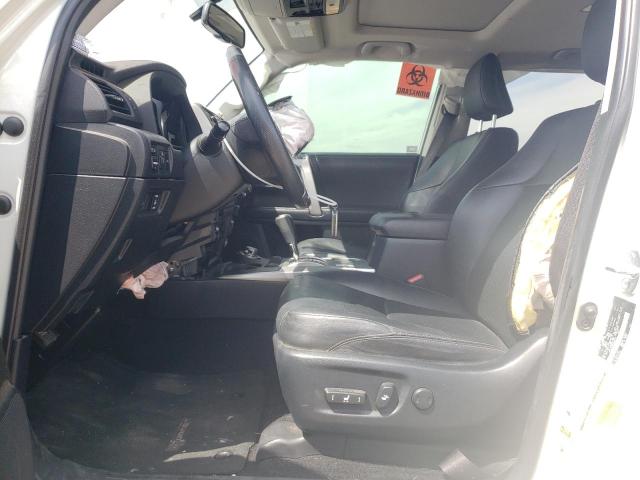 Photo 7 from auction – 2019 TOYOTA 4RUNNER SR with VIN JTEBU5JR9K5660143