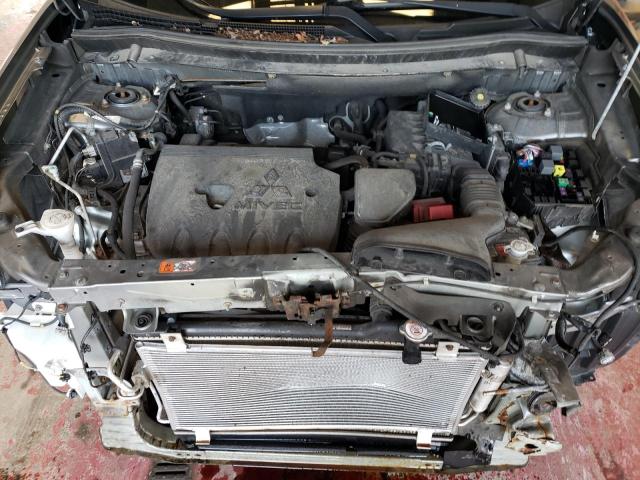 Photo 12 from auction – 2015 MITSUBISHI OUTLANDER with VIN JA4AD3A37FZ007934