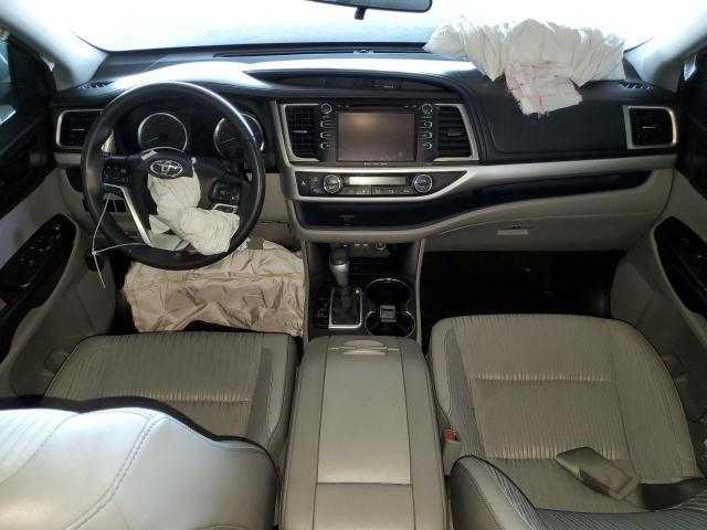Photo 8 from auction – 2019 TOYOTA HIGHLANDER with VIN 5TDZZRFH6KS364907