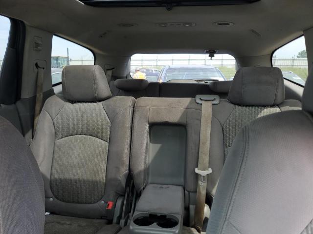Photo 10 from auction – 2010 CHEVROLET TRAVERSE L with VIN 1GNLRFEDXAJ248356