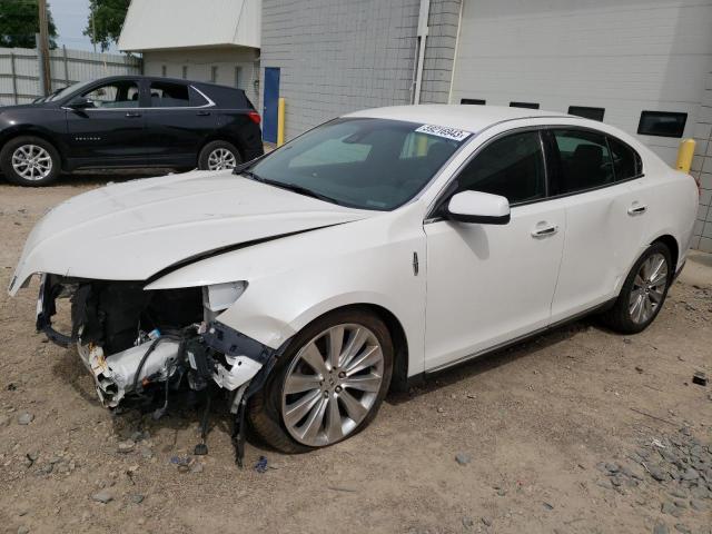 LINCOLN MKS 2016 with VIN 1LNHL9FT9GG600643 - Photo from auction