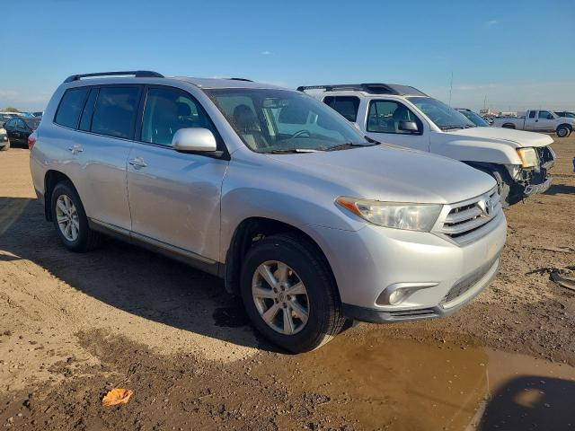 Foto 4 de la subasta – 2013 TOYOTA HIGHLANDER con VIN 5TDBK3EH6DS202265