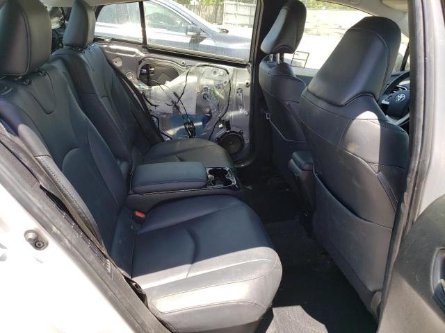 Photo 10 from auction – 2018 TOYOTA PRIUS PRIM with VIN JTDKARFP0J3076283