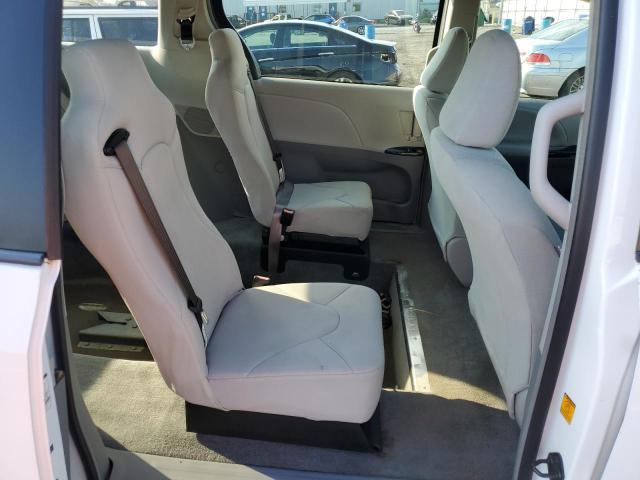 Photo 11 from auction – 2012 TOYOTA SIENNA with VIN 5TDZK3DC5CS262847