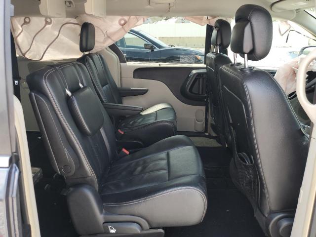 Photo 10 from auction – 2014 CHRYSLER TOWN & COU with VIN 2C4RC1BG2ER454276