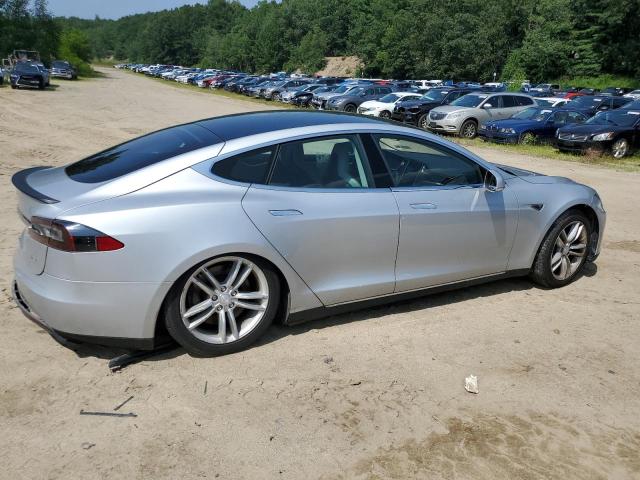 Photo 3 from auction – 2013 TESLA MODEL S with VIN 5YJSA1CP8DFP16172