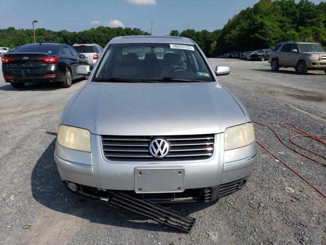 Photo 5 from auction – 2002 VOLKSWAGEN PASSAT GLX with VIN WVWTH63B42E209074