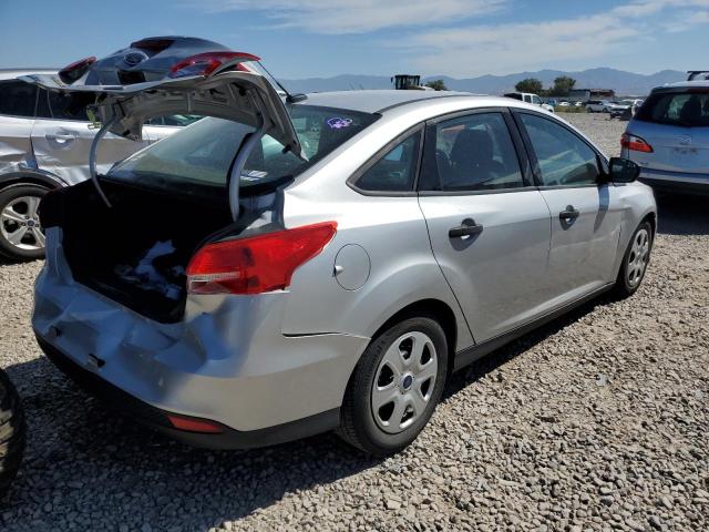 Photo 3 from auction – 2016 FORD FOCUS S with VIN 1FADP3E2XGL405161