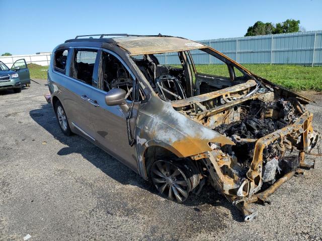 Photo 4 from auction – 2017 CHRYSLER PACIFICA T with VIN 2C4RC1BG4HR666066