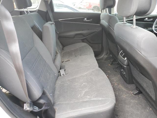 Photo 11 from auction – 2016 KIA SORENTO LX with VIN 5XYPGDA39GG041113