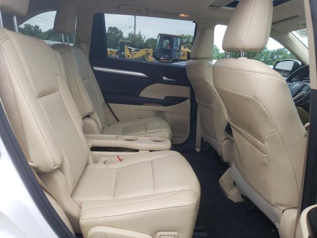 Photo 11 from auction – 2014 TOYOTA HIGHLANDER with VIN 5TDJKRFH6ES044590