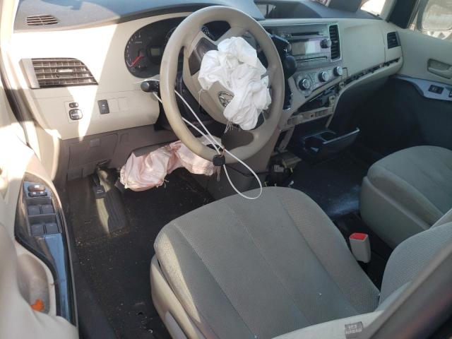 Photo 8 from auction – 2011 TOYOTA SIENNA with VIN 5TDZK3DC9BS088599