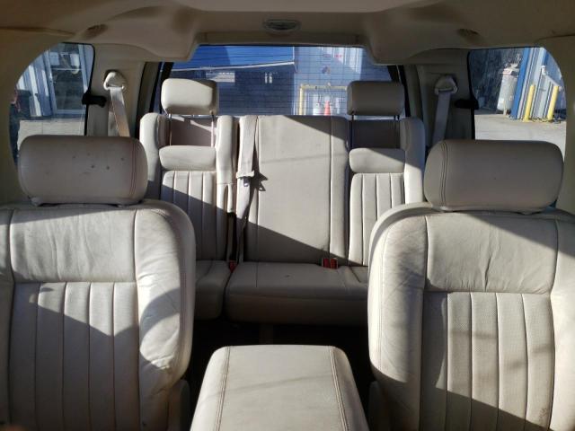 Photo 10 from auction – 2004 LINCOLN NAVIGATOR with VIN 5LMFU28R94LJ12998