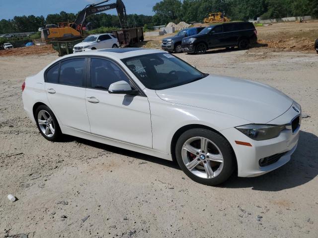 Photo 4 from auction – 2014 BMW 320 I with VIN WBA3B1G53ENS81202