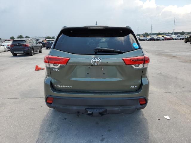 Photo 6 from auction – 2018 TOYOTA HIGHLANDER with VIN 5TDKZRFH0JS262549