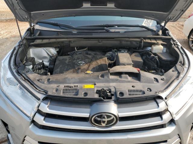 Photo 12 from auction – 2017 TOYOTA HIGHLANDER with VIN 5TDZZRFH3HS190786