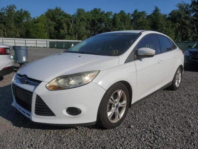 FORD FOCUS SE 2014 مع رقم تعريف المركبة 1FADP3F27EL447881 - صورة من المزاد