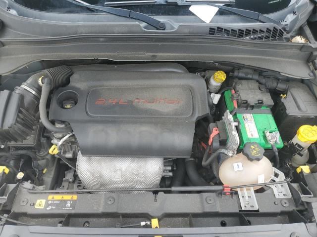 Photo 12 from auction – 2016 JEEP RENEGADE L with VIN ZACCJBBT4GPD30399
