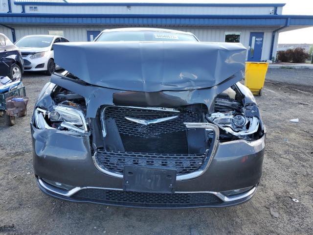 Photo 5 from auction – 2018 CHRYSLER 300 LIMITE with VIN 2C3CCAKG5JH160395