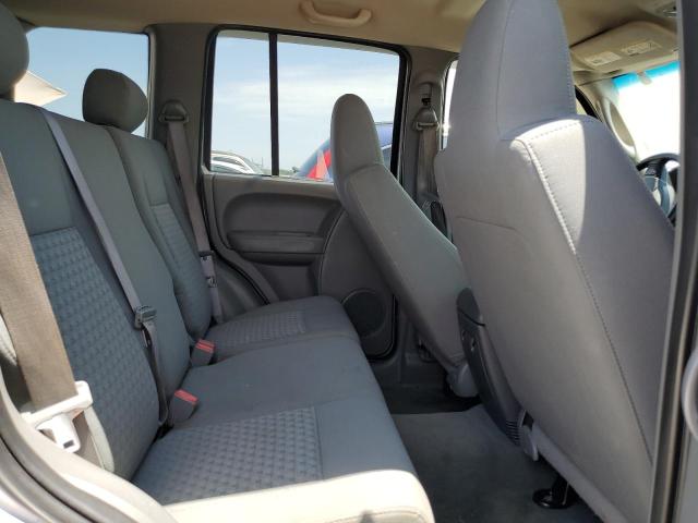 Photo 10 from auction – 2005 JEEP LIBERTY SP with VIN 1J4GL48K25W652202