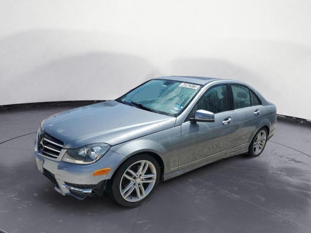 MERCEDES-BENZ C CLASS 2014 with VIN WDDGF4HB0ER303220 - Photo from auction
