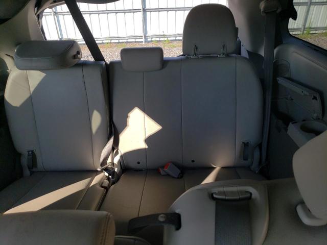 Photo 10 from auction – 2011 TOYOTA SIENNA XLE with VIN 5TDYK3DC3BS154995