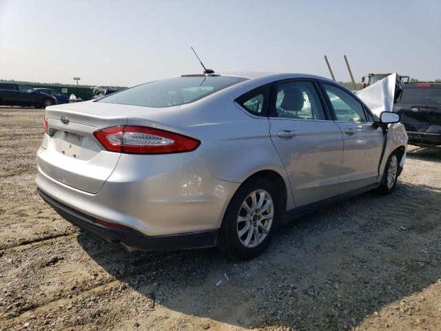 Photo 3 from auction – 2015 FORD FUSION S with VIN 3FA6P0G79FR218980