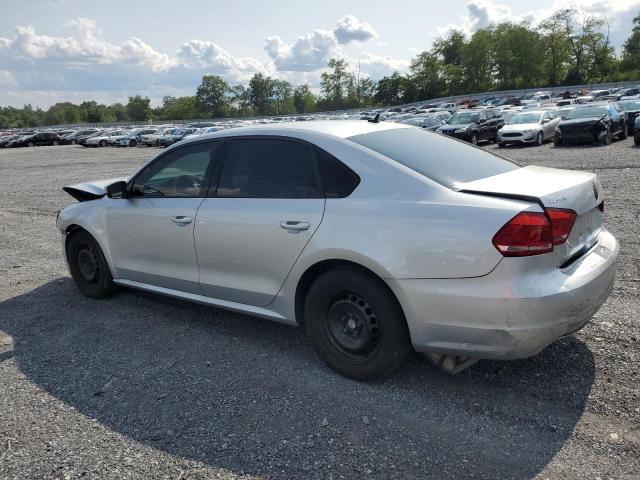 Photo 2 from auction – 2014 VOLKSWAGEN PASSAT S with VIN 1VWAT7A39EC022823