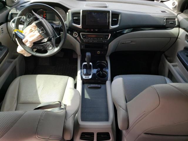 Фото 8 с аукциона – 2017 HONDA RIDGELINE с VIN 5FPYK3F72HB032469