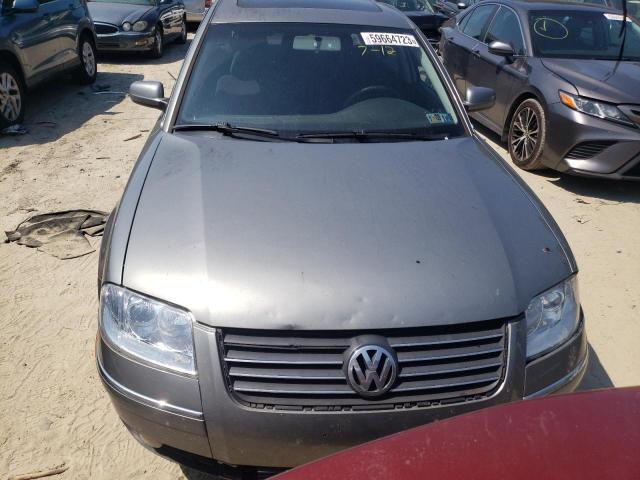 Photo 5 from auction – 2004 VOLKSWAGEN PASSAT GLS with VIN WVWPD63B24P099842