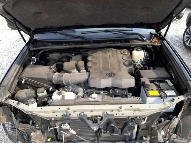 Photo 12 from auction – 2019 TOYOTA 4RUNNER SR with VIN JTEBU5JR2K5652336