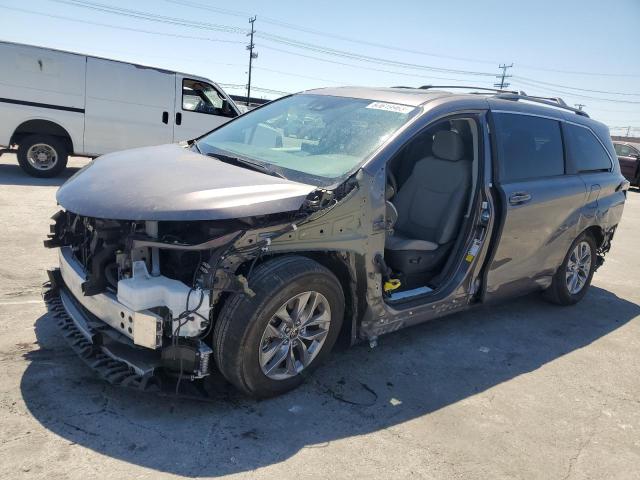 Photo 1 from auction – 2022 TOYOTA SIENNA LE with VIN 5TDBSKFC3NS065235