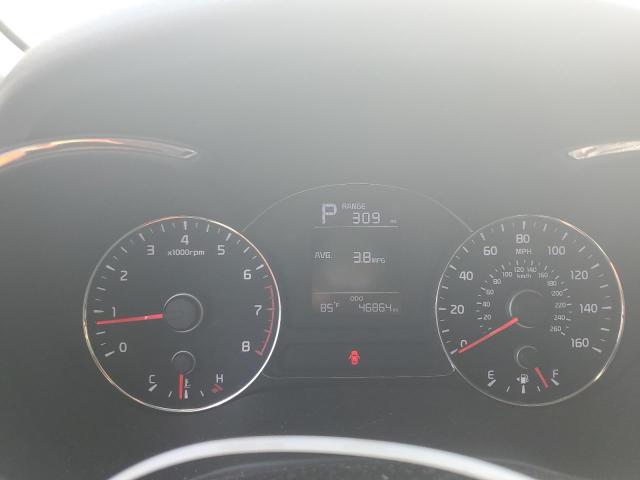 Photo 9 from auction – 2017 KIA FORTE LX with VIN 3KPFK4A77HE018151