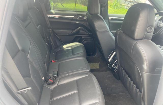 Photo 6 from auction – 2012 PORSCHE CAYENNE S with VIN WP1AB2A22CLA48613