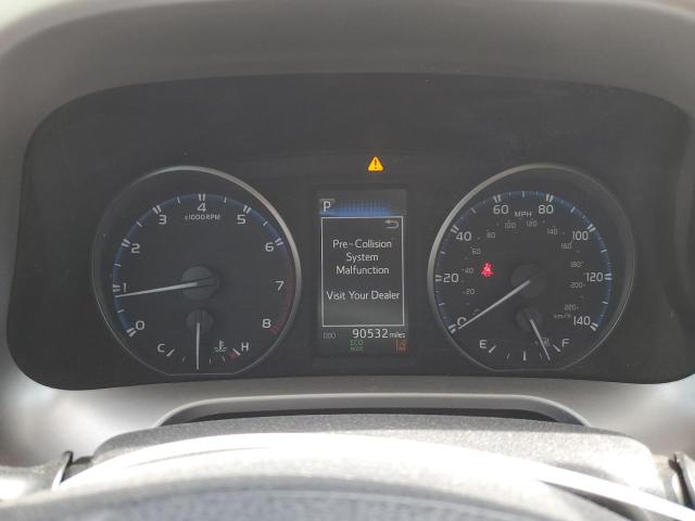 Photo 9 from auction – 2017 TOYOTA RAV4 XLE with VIN JTMWFREV6HD103901