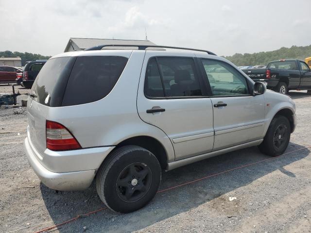 Photo 3 from auction – 2000 MERCEDES-BENZ ML 320 with VIN 4JGAB54EXYA188738