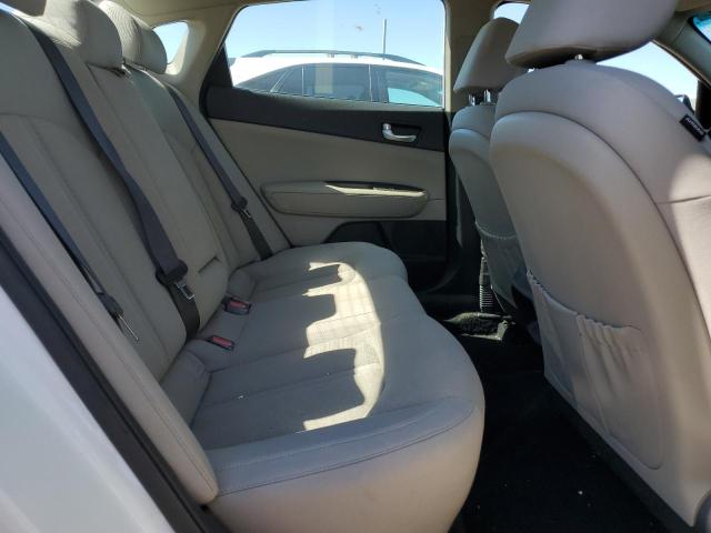 Photo 10 from auction – 2017 KIA OPTIMA LX with VIN KNAGT4L36H5133036