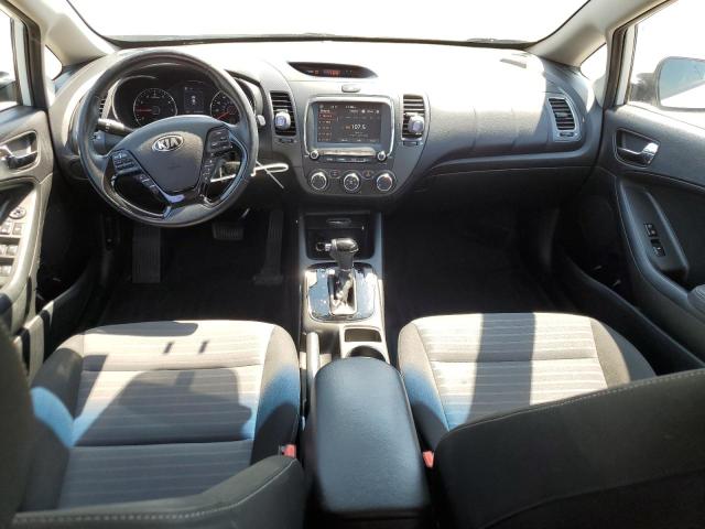 Photo 8 from auction – 2017 KIA FORTE LX with VIN 3KPFL4A70HE084540