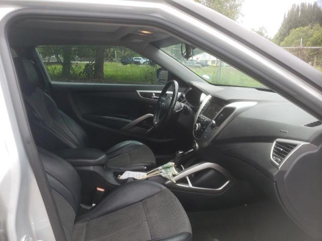 Photo 5 from auction – 2013 HYUNDAI VELOSTER with VIN KMHTC6AD2DU176101