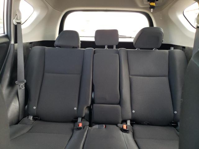 Photo 10 from auction – 2018 TOYOTA RAV4 LE with VIN 2T3BFREV3JW714900