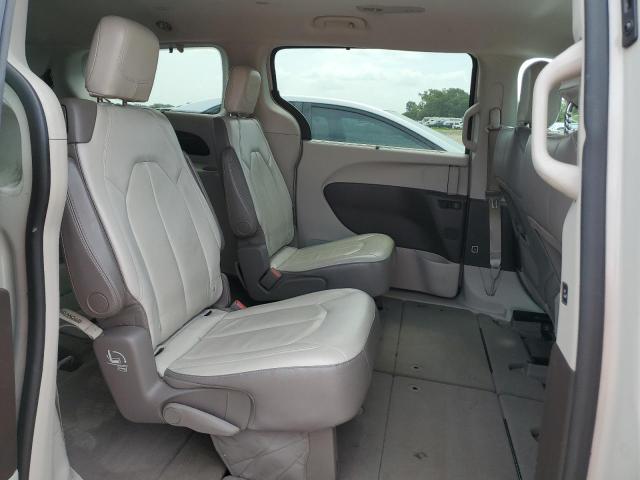 Photo 11 from auction – 2017 CHRYSLER PACIFICA T with VIN 2C4RC1BG8HR621485