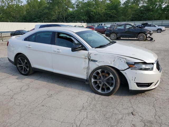 Photo 4 from auction – 2015 FORD TAURUS SHO with VIN 1FAHP2KT7FG206701