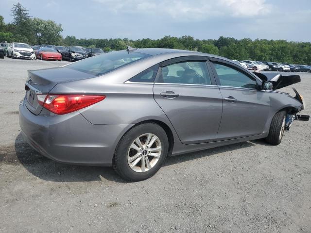 Photo 3 from auction – 2012 HYUNDAI SONATA GLS with VIN 5NPEB4AC3CH360385