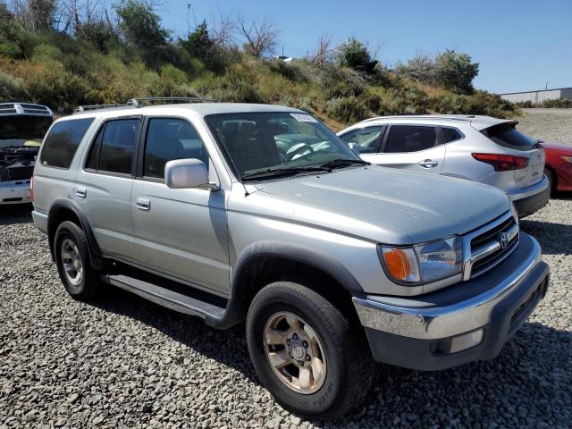 Photo 4 from auction – 1999 TOYOTA 4RUNNER SR with VIN JT3GN86R5X0133906