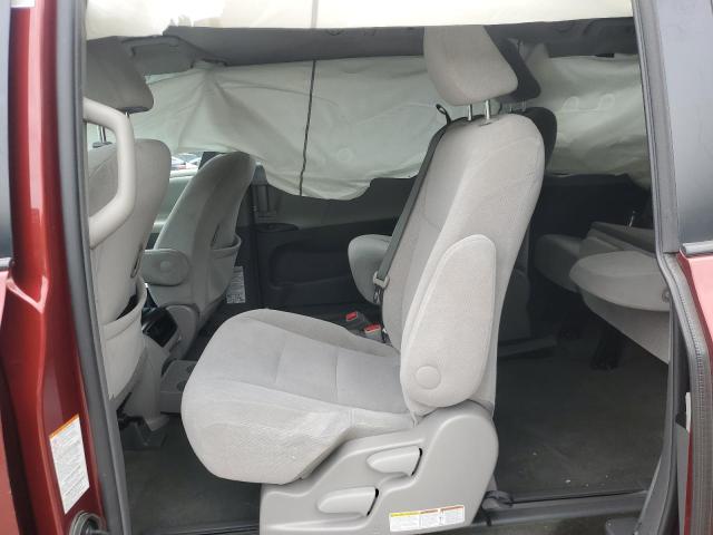 Photo 11 from auction – 2017 TOYOTA SIENNA LE with VIN 5TDKZ3DC3HS777740
