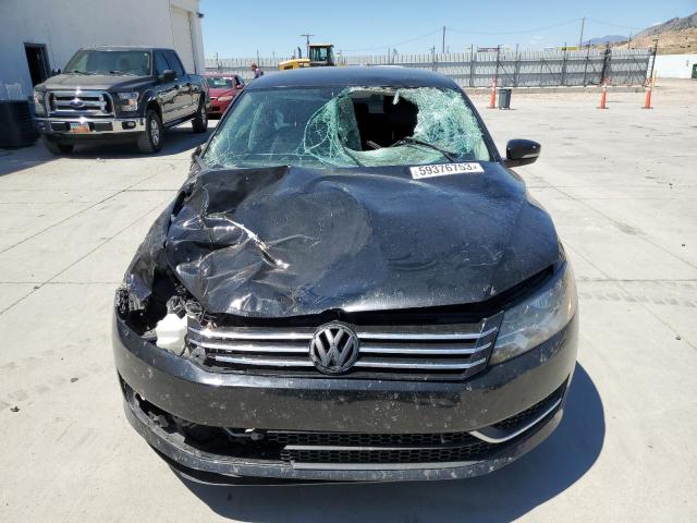 Photo 5 from auction – 2014 VOLKSWAGEN PASSAT S with VIN 1VWAS7A3XEC090230