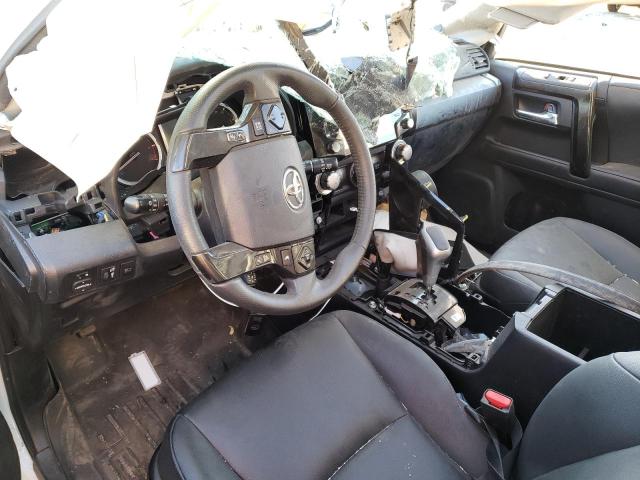 Photo 8 from auction – 2020 TOYOTA 4RUNNER SR with VIN JTEBU5JRXL5808480