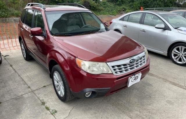 SUBARU FORESTER L 2011 with VIN JF2SHAEC1BH781806 - Photo from auction